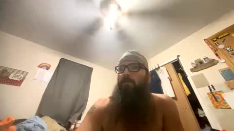 Snapshot of needu802318 chatting on 5, 5, 2026 Easy E online show from 5, 5, 2026