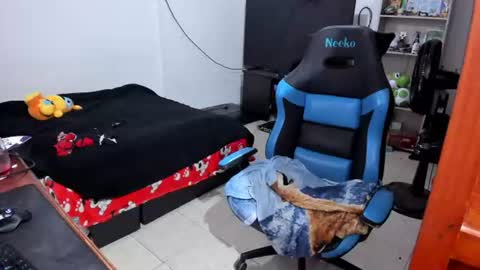 Geek Nicole    im Neeko UwU online show from 3, 7, 2026