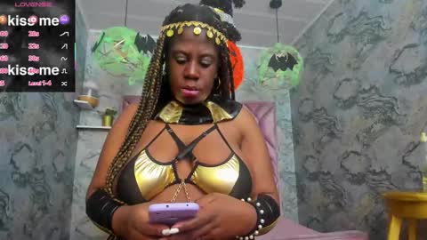 Snapshot of neffertiry_ebonny chatting on 1, 11, 2025 Nefer online show from 1, 11, 2025