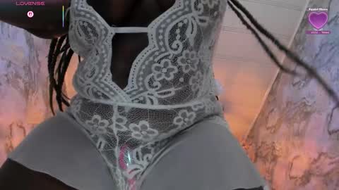 Snapshot of neffertiry_ebonny chatting on 20, 11, 2025 Nefer online show from 20, 11, 2025