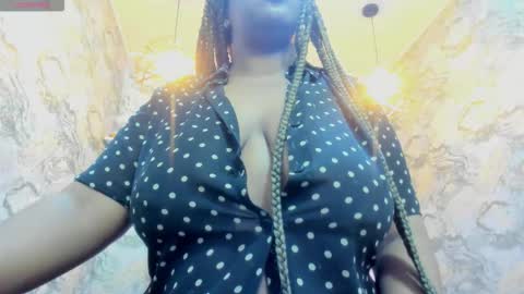 Snapshot of neffertiry_ebonny chatting on 2, 12, 2025 Nefer online show from 2, 12, 2025