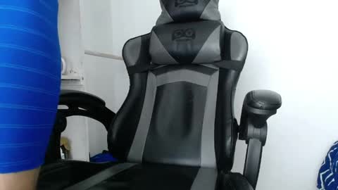 Snapshot of neitan___ chatting on 15, 4, 2026 neitan___ online show from 15, 4, 2026