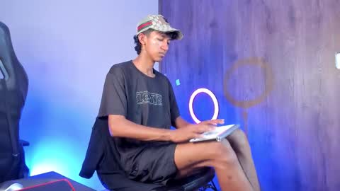 Snapshot of neitan_miller chatting on 3, 3, 2026 neitan online show from 3, 3, 2026