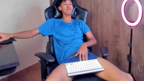 Snapshot of neitan_miller chatting on 28, 3, 2026 neitan online show from 28, 3, 2026