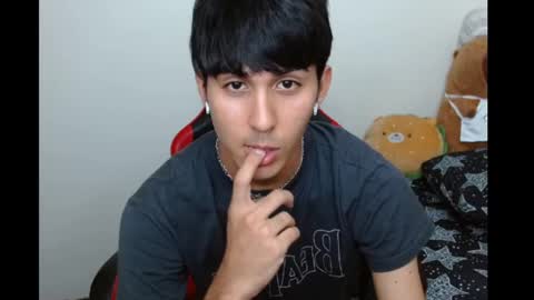 Snapshot of neithanzyn chatting on 13, 11, 2025 Neithanzyn online show from 13, 11, 2025