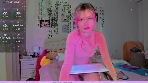 Snapshot of neko_kitsune chatting on 17, 12, 2024 neko_kitsune online show from 17, 12, 2024