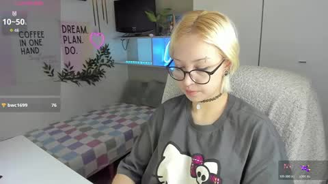 Snapshot of neko_sora chatting on 1, 4, 2026 Kate online show from 1, 4, 2026