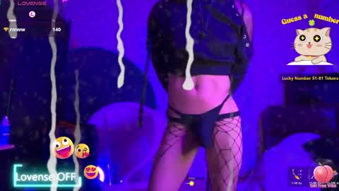 Snapshot of nekosamauwu chatting on 14, 4, 2026 NekoSamaUwU online show from 14, 4, 2026