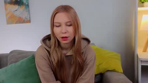 Snapshot of neldabarer chatting on 15, 12, 2025 Petra online show from 15, 12, 2025