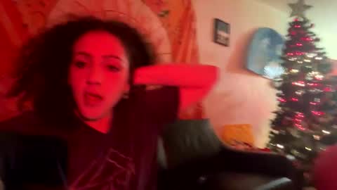 Nell xo online show from 3, 12, 2025