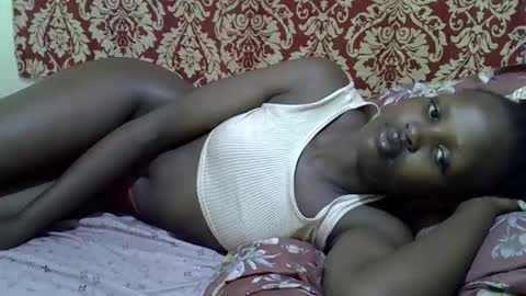 Snapshot of nelly_love001 chatting on 23, 5, 2026 Nasty lover online show from 23, 5, 2026