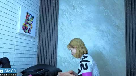 Salome Nena cupcake online show from 10, 1, 2026