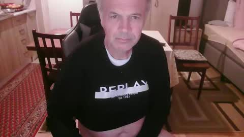 Snapshot of neno89654 chatting on 27, 10, 2025 neno89654 online show from 27, 10, 2025