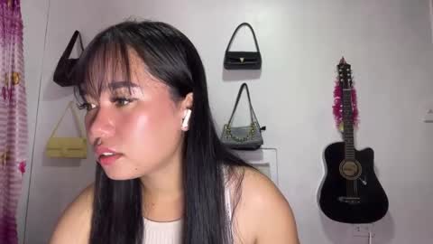 Snapshot of neomabansbach chatting on 5, 5, 2026 Jane online show from 5, 5, 2026
