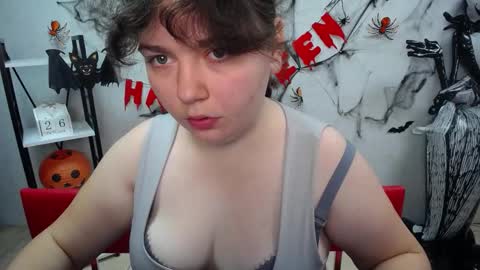Snapshot of neonilalisova chatting on 26, 10, 2025 NeonilaLisova online show from 26, 10, 2025