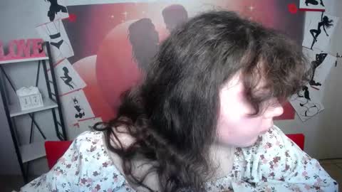 Snapshot of neonilalisova chatting on 20, 11, 2025 NeonilaLisova online show from 20, 11, 2025