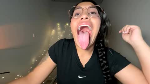 Helena    Every Friday new video for my fan club loves  online show from 17, 12, 2025