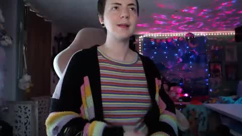 Snapshot of nerdy_squirty chatting on 7, 1, 2026 NerdySquirty online show from 7, 1, 2026