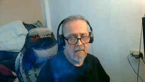 Snapshot of neron401 chatting on 19, 4, 2026 neron401 online show from 19, 4, 2026