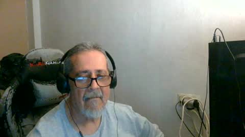 Snapshot of neron401 chatting on 5, 5, 2026 neron401 online show from 5, 5, 2026