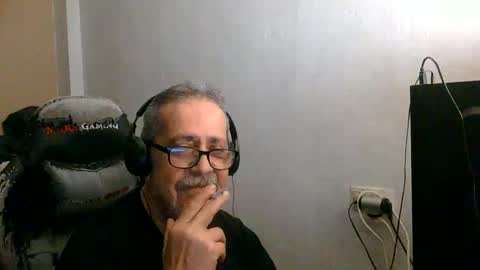 Snapshot of neron401 chatting on 7, 5, 2026 neron401 online show from 7, 5, 2026