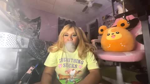 nesiaj21 online show from 12, 3, 2025