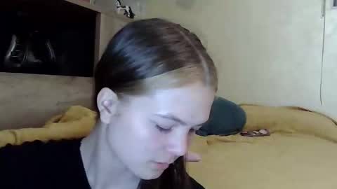 nessa2007 online show from 18, 5, 2026
