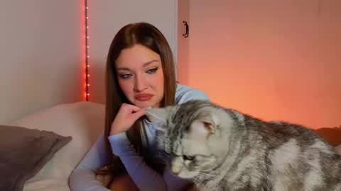 Nessa online show from 21, 2, 2025