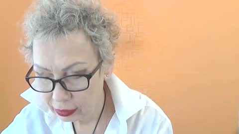 NessyJenixs online show from 25, 11, 2025