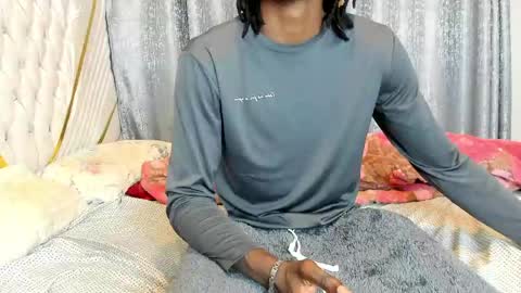 Snapshot of netfux_and_chill chatting on 21, 4, 2026 netfux_and_chill online show from 21, 4, 2026
