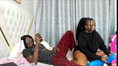 netfux_and_chill online show from 17, 6, 2026