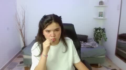 Snapshot of netsuki_ chatting on 28, 2, 2026 Netsuki online show from 28, 2, 2026