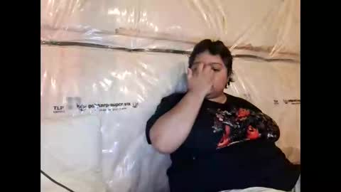 Snapshot of neverwiser chatting on 16, 11, 2025 neverwiser online show from 16, 11, 2025