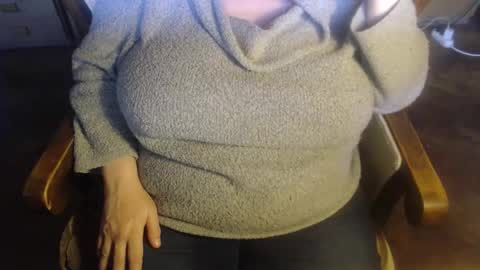 Lilly  online show from 26, 11, 2025