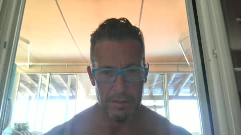 Snapshot of newbdes chatting on 3, 7, 2026 Newbdes online show from 3, 7, 2026
