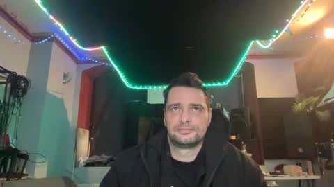 Snapshot of newcouple2023 chatting on 5, 12, 2025 newguy2025 online show from 5, 12, 2025