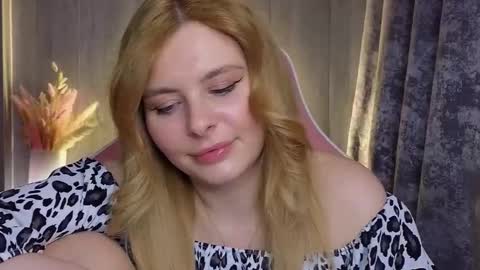 Snapshot of newdayo chatting on 6, 11, 2025 newdayo online show from 6, 11, 2025