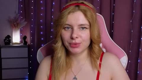 Snapshot of newdayo chatting on 8, 11, 2025 newdayo online show from 8, 11, 2025