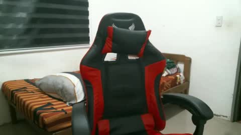 Lucy Pearl online show from 13, 2, 2025