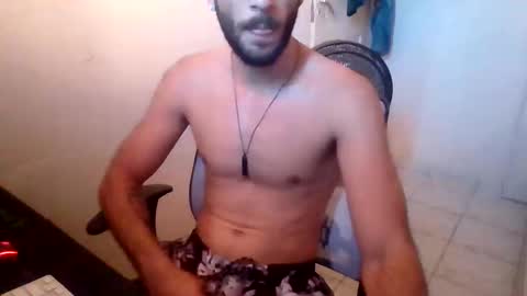 Snapshot of newt_easy chatting on 21, 5, 2026 Lucena BR online show from 21, 5, 2026