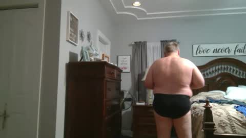 Snapshot of newtothis1015 chatting on 4, 3, 2026 Daring online show from 4, 3, 2026