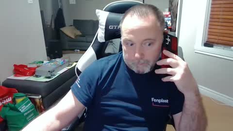 NewWorld online show from 5, 2, 2025