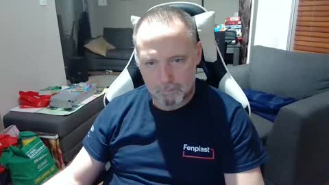 NewWorld online show from 6, 2, 2025