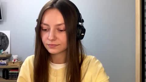 Agne online show from 25, 10, 2025