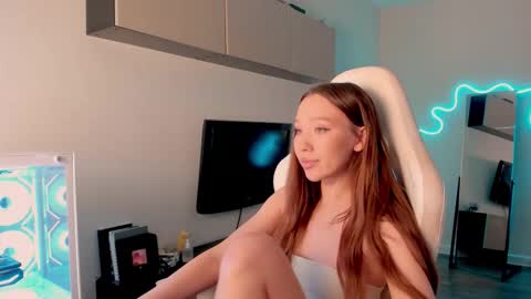 Snapshot of neyrmina chatting on 11, 3, 2026 Mina online show from 11, 3, 2026