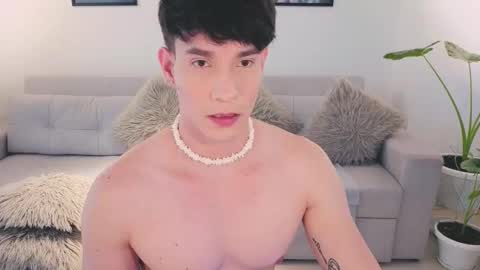 Snapshot of neythan__blaze chatting on 15, 9, 2025   online show from 15, 9, 2025