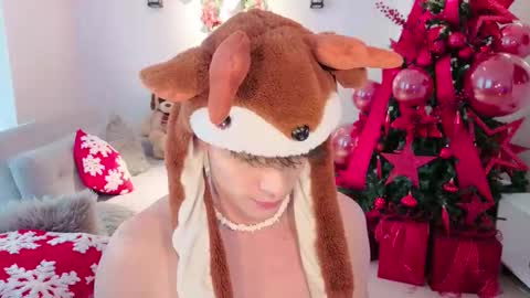   online show from 5, 12, 2025