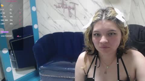 nezuko_v online show from 6, 1, 2026