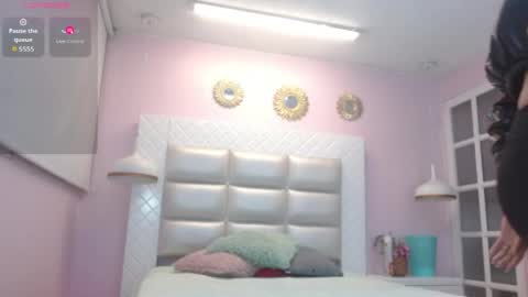 Snapshot of nezzukoo chatting on 8, 6, 2026 nezzukoo online show from 8, 6, 2026