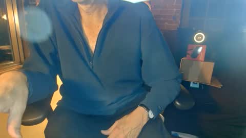 Snapshot of nfgwholoves2cum chatting on 10, 1, 2026 NFG Nice Friendly Guy Dick online show from 10, 1, 2026